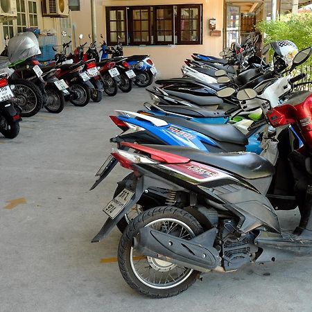 Pj Inn Pattaya Exteriör bild