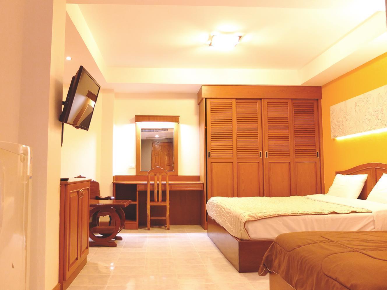 Pj Inn Pattaya Exteriör bild